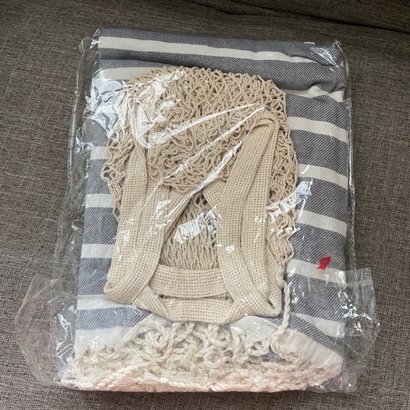 Striped Turkish Beach Towel - Picture 4 of 4